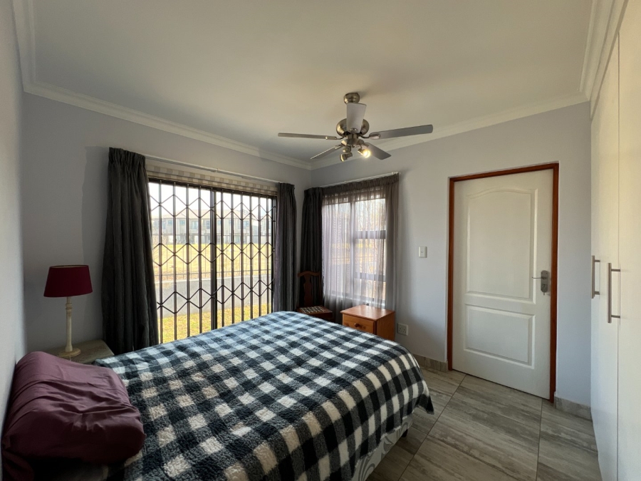 3 Bedroom Property for Sale in Gateway Manor North West